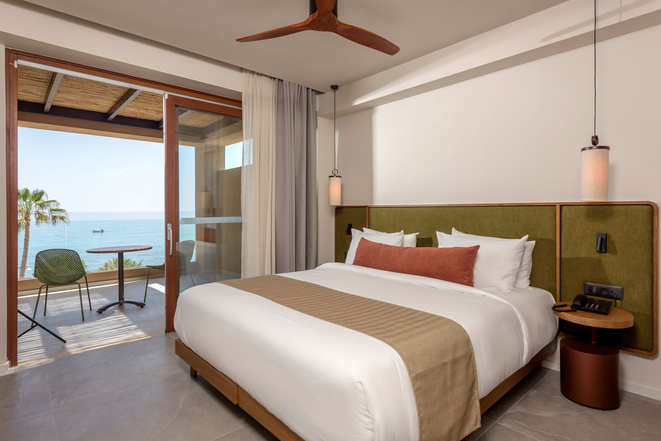 FAMILY 2ROOMS SEA VIEW