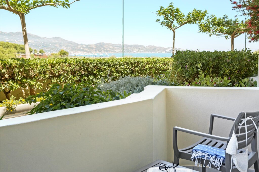 SUPERIOR SIDE SEA VIEW