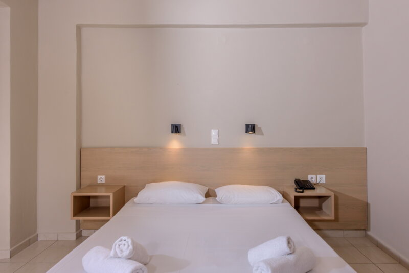 DOUBLE STANDARD ROOM