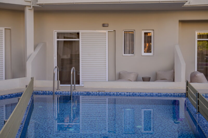 SUPERIOR FAMILY PRIVATE POOL