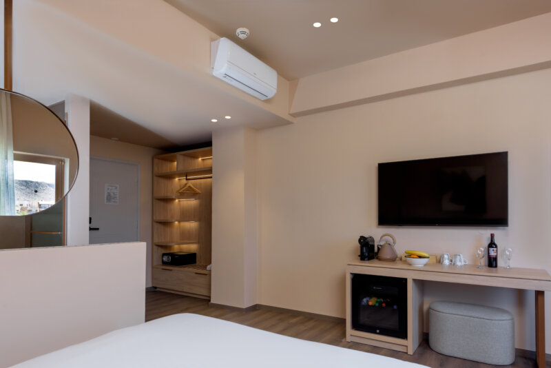 JUNIOR SUITE SIDE SEA VIEW 