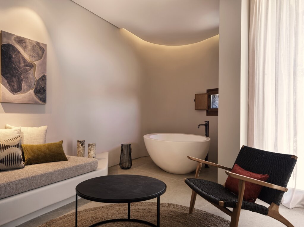 JUNIOR SUITE SEA VIEW WITH JACUZZI