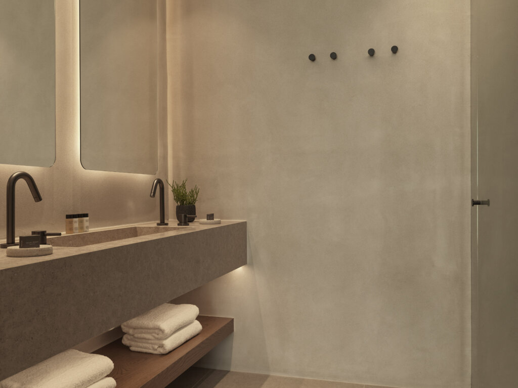 LAVA SUITE SEA VIEW WITH JACUZZI