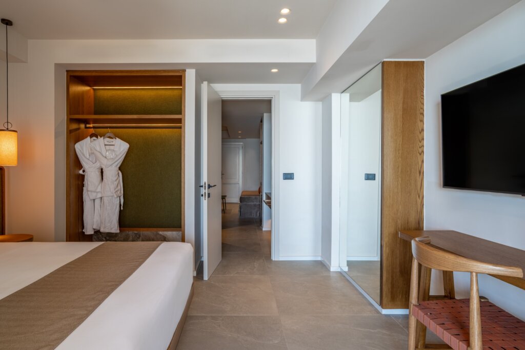 FAMILY 2ROOM SEA VIEW