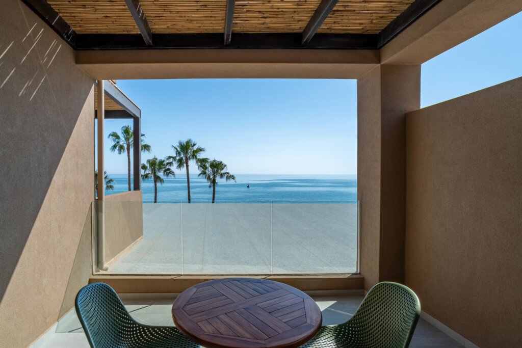 FAMILY 2ROOM SEA VIEW