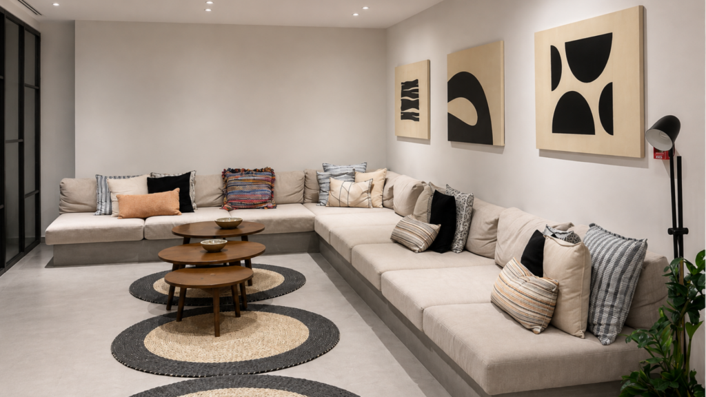 RECEPTION & LOBBY